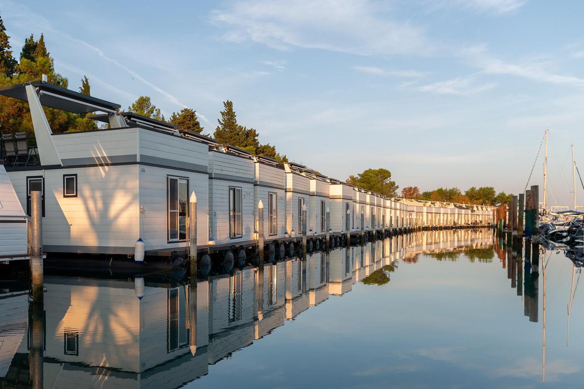 포르토로즈 Floating Sea House Shark 3 아파트 외부 사진